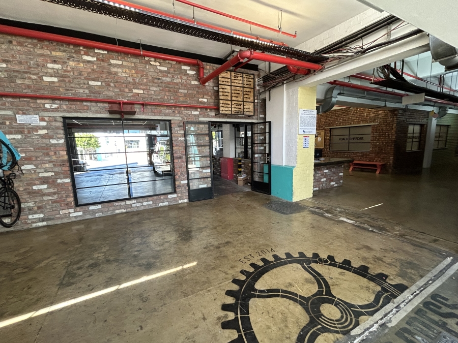 To Let Commercial Property for Rent in Woodstock Western Cape